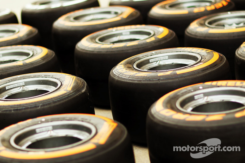 Wind tunnel tyres to blame for team struggles - report