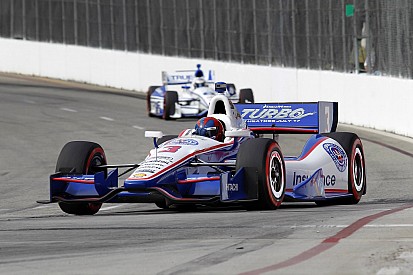 Penske's Castroneves is top-10 in Long Beach and remain leading championship