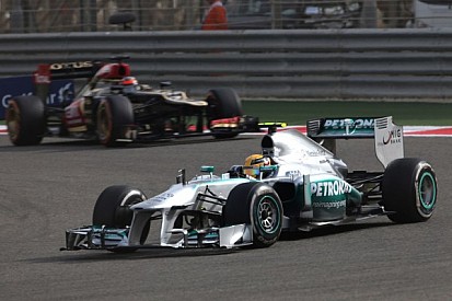 Mercedes to reveal 'more silver' livery in Spain