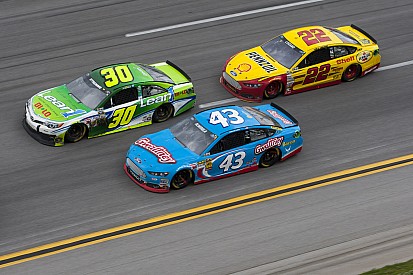 Almirola attempt history at Darlington 500