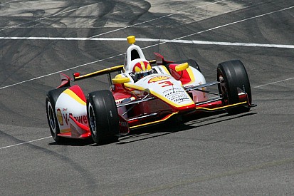 Another busy day for Helio Castroneves and Team Penske at Indy 500