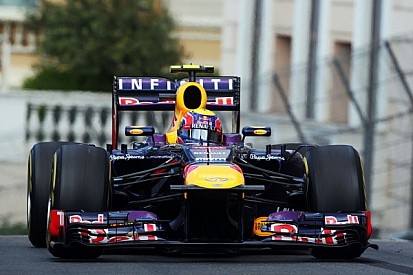 Webber not ruling out Ferrari move