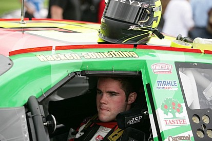 Chad Hackenbracht signs limited schedule with KBM