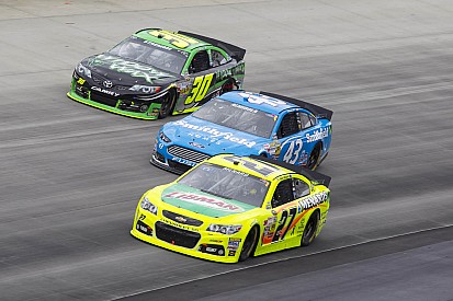 Almirola eyes chase spot at 'tricky triangle'