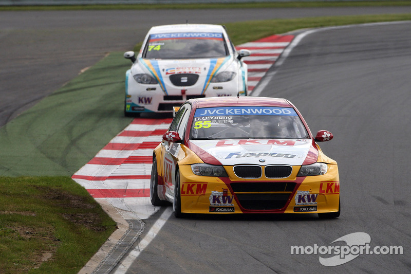 O'Young claims Russia independent podium