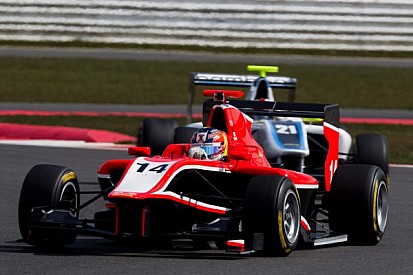 GP3 is back into action in Valencia
