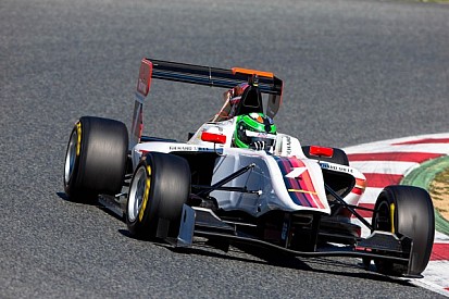 Daly dashes to maiden pole in Valencia