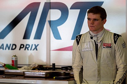 Daly on pole in Valencia
