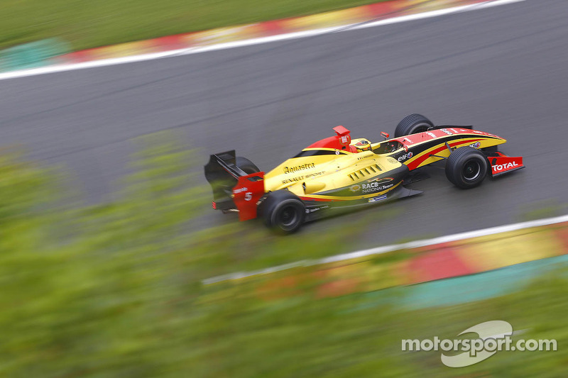 Vandoorne does the double in Russia