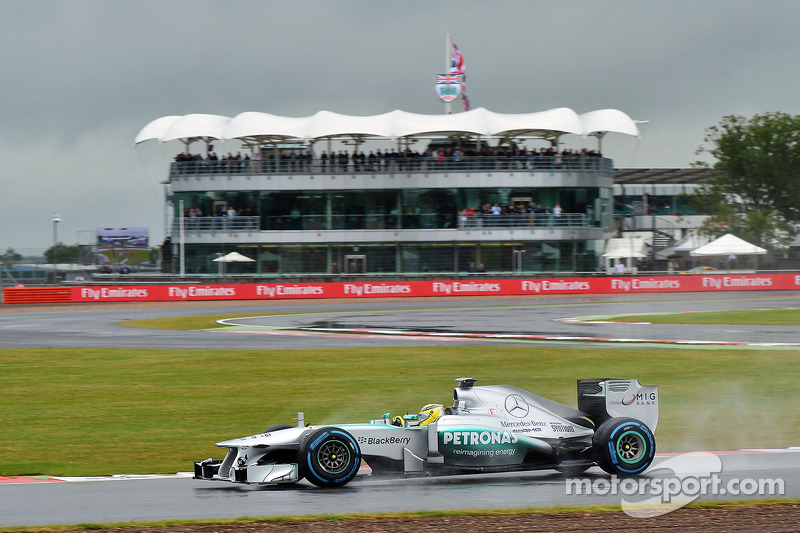 Mercedes’ Rosberg tops British Grand Prix Friday practice