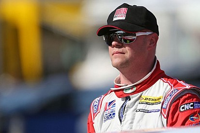Scott switches to VW Passat for remainder of season