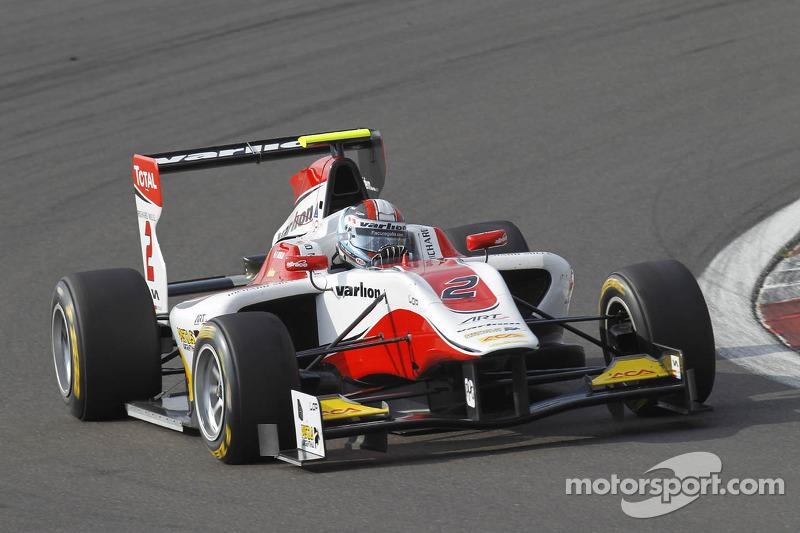 Regalia takes maiden pole in Nurburgring