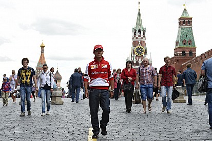 Kobayashi discovers Moscow