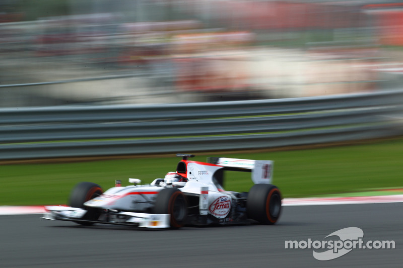 GP2 teams prepare for the heat of Hungary