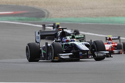 Sam Bird leads the way in Budapest