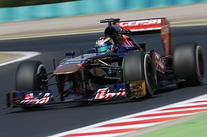 Vergne 'very happy' to stay at Toro Rosso