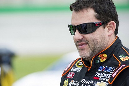 Stewart hospitalized during sprint car race, will miss The Glen
