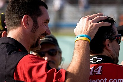 Max Papis to sub for the injured Tony Stewart at Watkins Glen