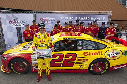 Logano claims pole in record time for Michigan 400