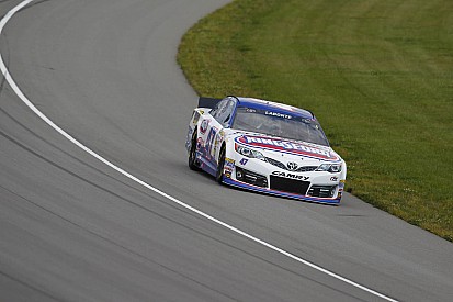 Bobby Labonte gets set for race under Bristol lights