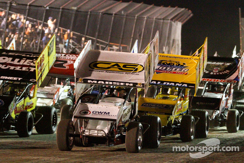 Madsen dominates on Friday at Castrol Raceway, Kinser triggers chain reaction crash