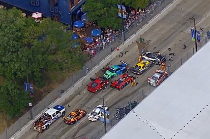 Massive pile up shortens Baltimore ALMS race