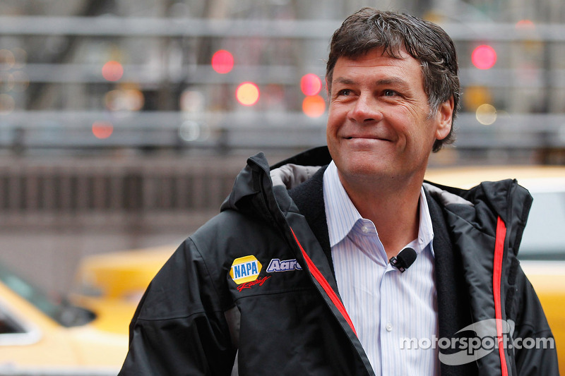 NAPA Auto Parts elected to dump Michael Waltrip Racing
