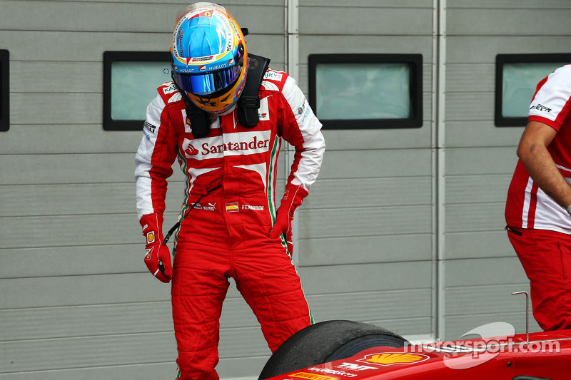 Alonso slams poor 'quality' of Pirelli tyres