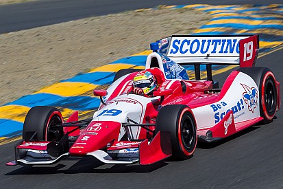 Justin Wilson charges to third Saturday in Houston