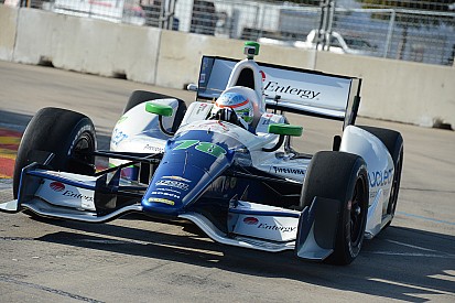 Chevrolet: Race 1 in Houston and De Silvestro finishes second