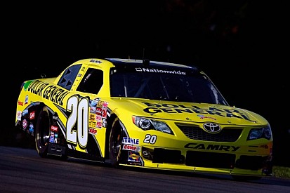 Can Vickers win in pink?