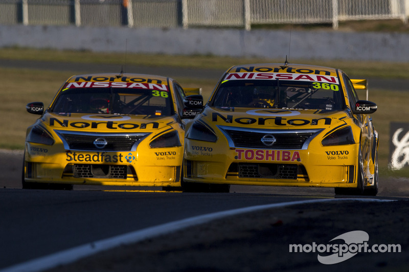 Nissan Motorsport takes double top 20 at Bathurst 1000