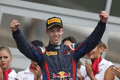 Kvyat unveiled as Toro Rosso racer in 2014
