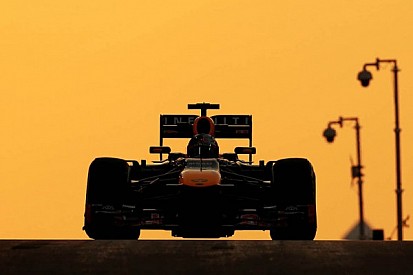 Vettel moves back to the top in Abu Dhabi
