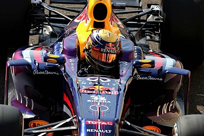 Vettel tells Newey to forget yachting