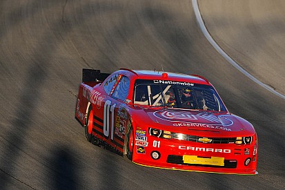 Wallace scores 25th at Phoenix