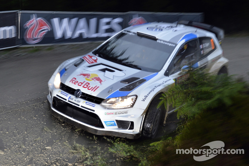 Ogier extends GB lead over Latvala on day two