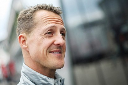 Schumacher tips Vettel to break Formula One title record
