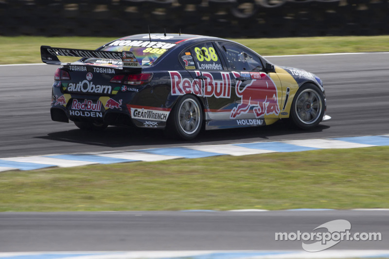 Lowndes takes victory in Phillip Island 360's race two