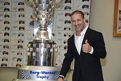 Indy 500 winner Kanaan cherishes likeness on Borg-Warner trophy