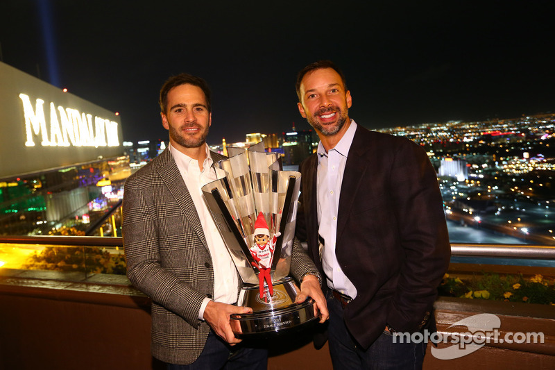 Jimmie Johnson celebrates 6th title with eye on a 7th