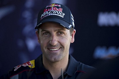 Whincup grabs pole in Sydney