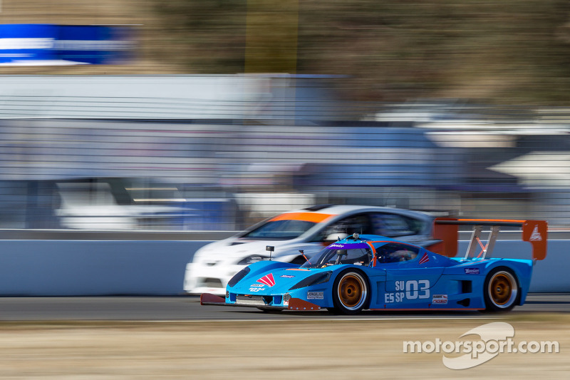 Quick Racing leads half-way at USAF 25 Hours of Thunderhill