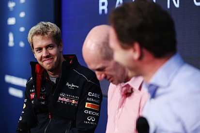 Vettel to be father in one month - report