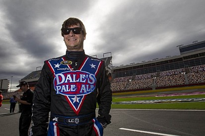 Cassill moves into top spot at JD Motorsports