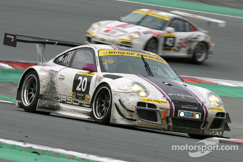 Swiss Porsche team Stadler Motorsport takes Dubai 24H win