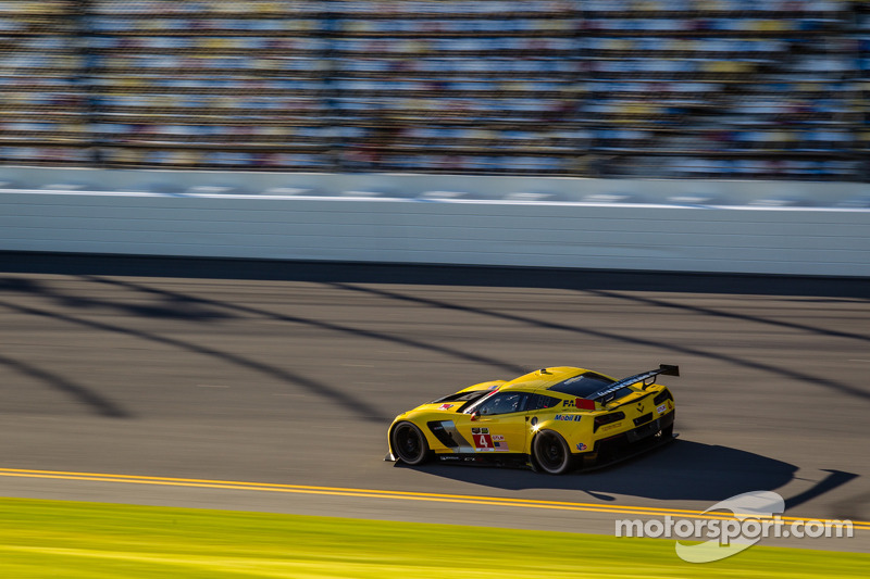 Mixed bag in first qualifying for Corvette C7.R