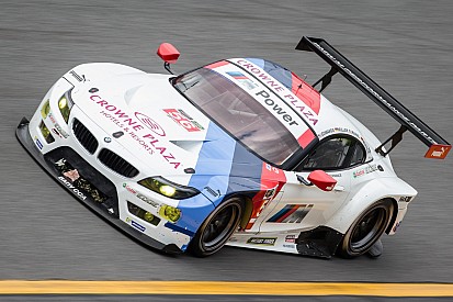 After 12 hours: BMW Team RLL maintains promising position in Daytona 24 Hours.