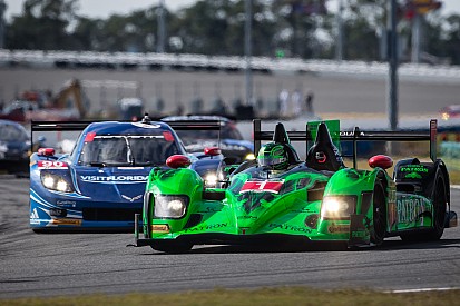 Sharp and Pagenaud triple stint through Hour 12 of Rolex 24