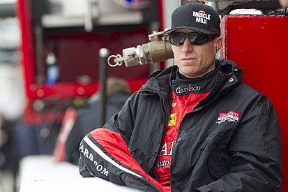 Memo Gidley undergoes a second surgery